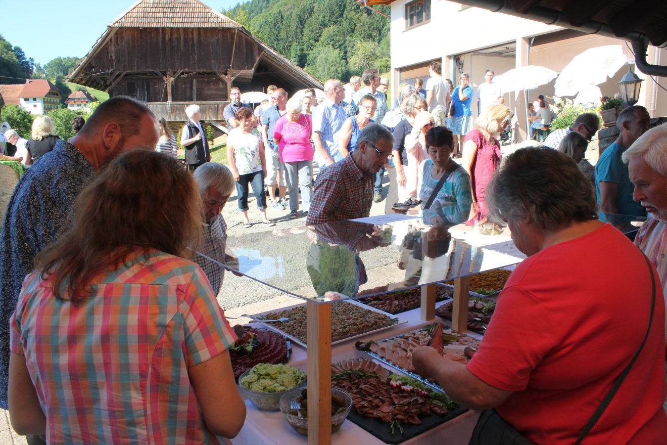 Naturpark-Genuss-Brunch auf dem Bauernhof.