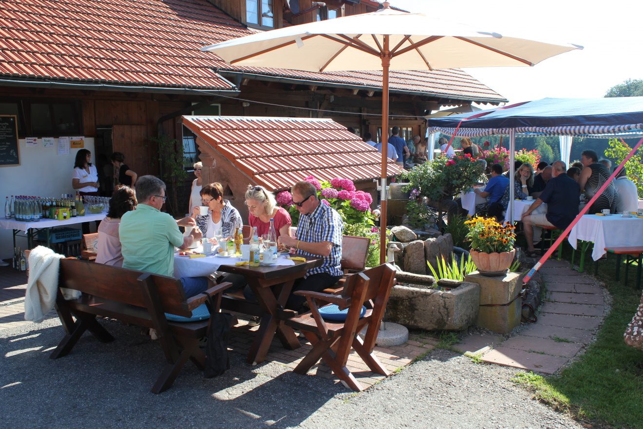 Naturpark-Genuss-Brunch auf dem Bauernhof.