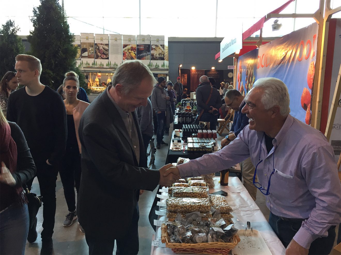 Naturpark Schwarzwald Blog, Slow Food Stuttgart, Stand des Naturparks Nebrodi (Sizilien)