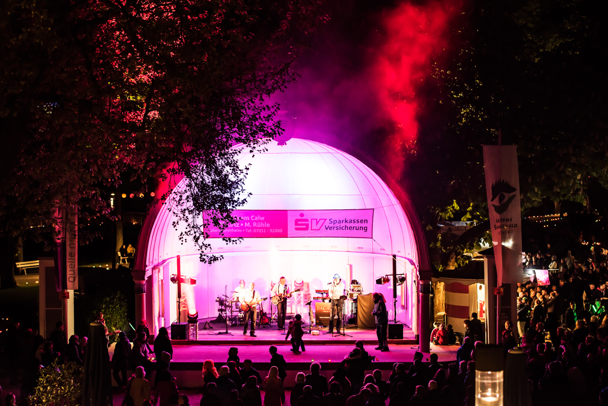 Live-Musik auf der Bühne im Kurpark Bad Liebenzell
