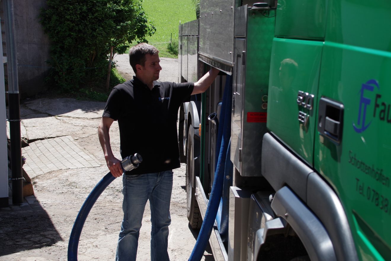 Prinzbachhof - Tanklaster Schwarzwaldmilch