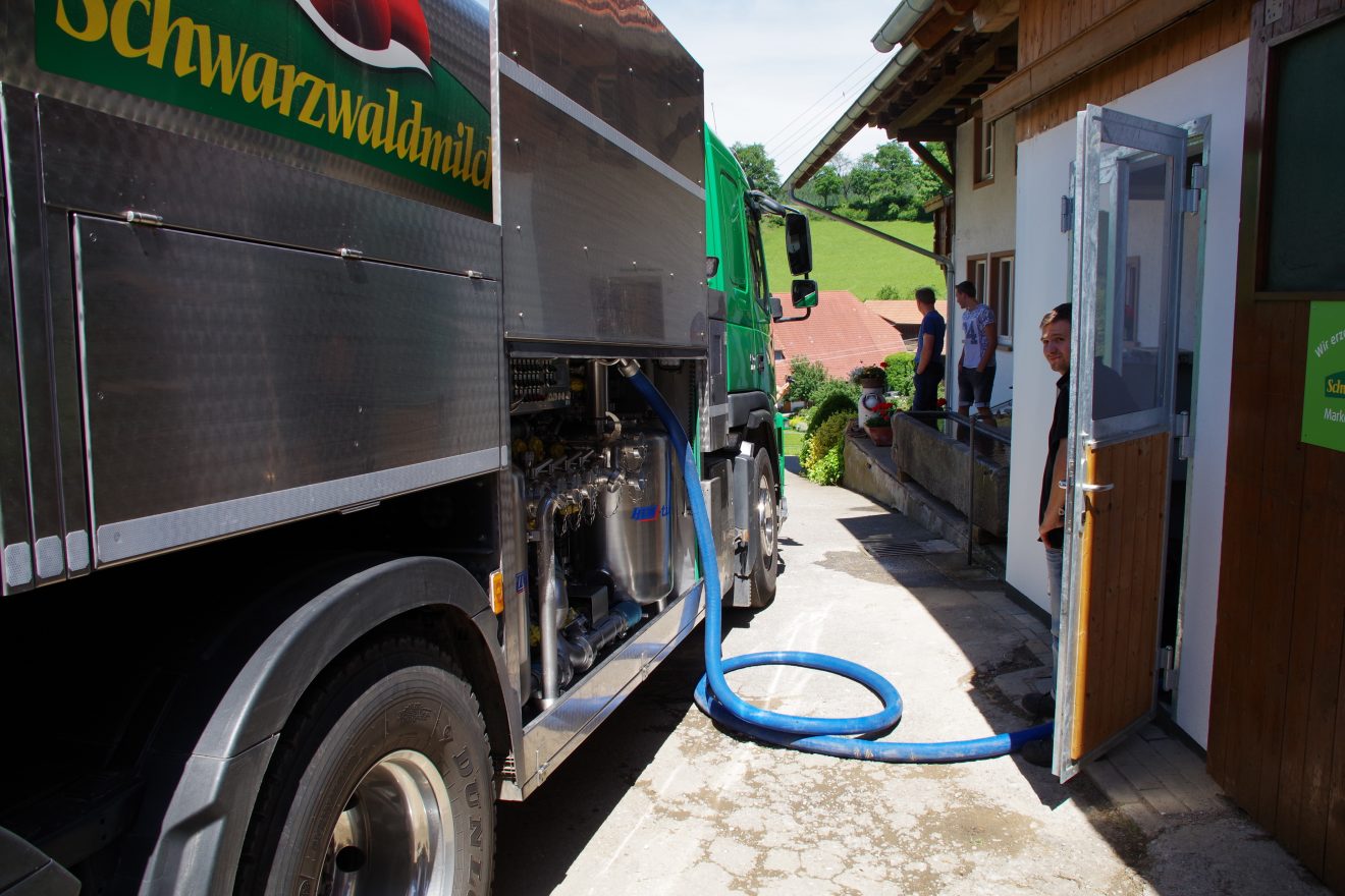 Prinzbachhof - Tanklaster Schwarzwaldmilch