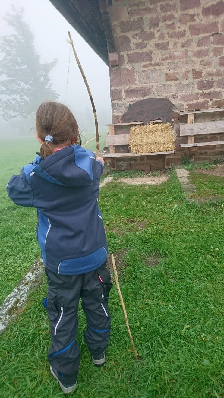 Infozentrum Kaltenbronn: Wildniswoche für Kinder - Pfeil und Bogen