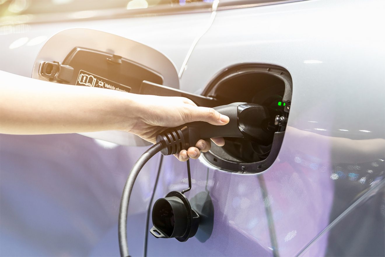 Naturpark Schwarzwald Blog, badenova, E-Mobilität, Strom tanken, Bild: shutterstock/Phanat