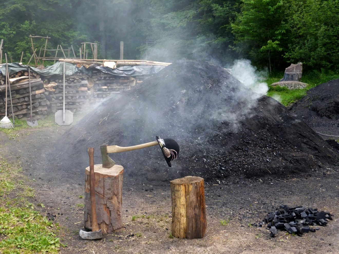 Kohlemeiler in Baiersbronn. Copyright Horst Kuch