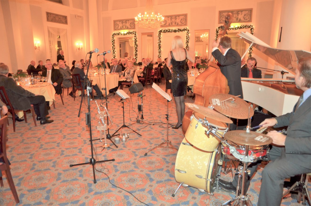 Christmas Jazz mit Max Greger jr. im Hotel Therme Bad Teinach