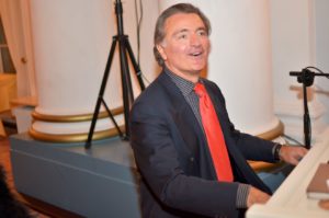 Christmas Jazz mit Max Greger jr. im Hotel Therme Bad Teinach