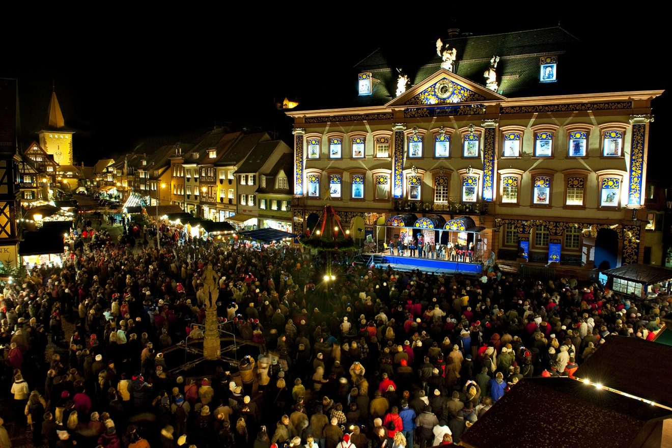 Gengenbacher Adventskalender und Adventsmarkt