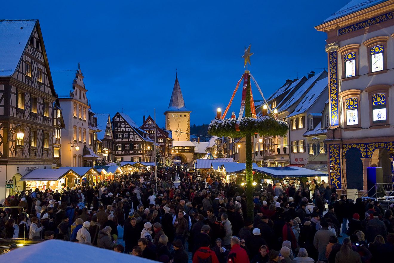 Gengenbacher Adventskalender und Adventsmarkt