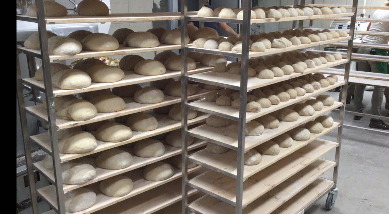 Brotbacken auf dem Ramsteinerhof