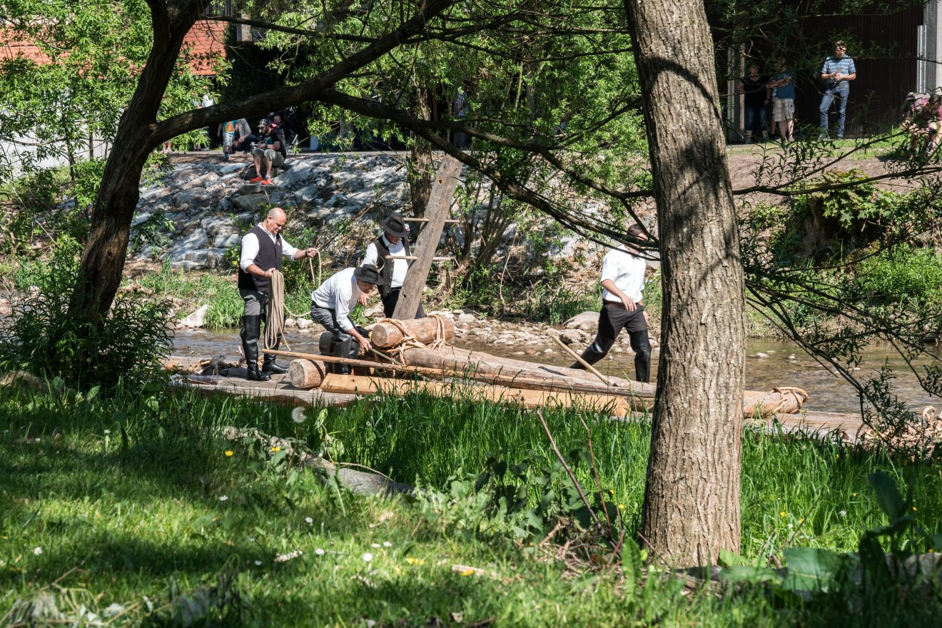 Floßfahrt auf der Kinzig