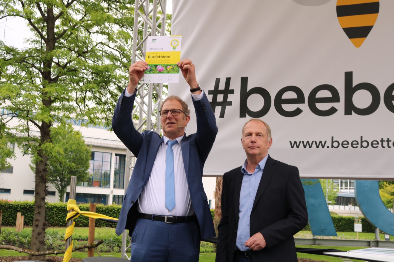 BurdaHome Blumenwiesenpate Weltbienentag