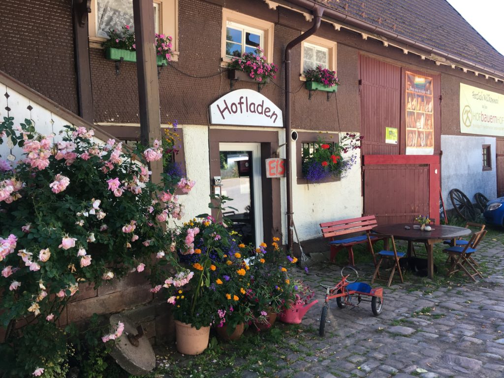 Hofbauernhof Loßburg-Schömberg - Hofladen