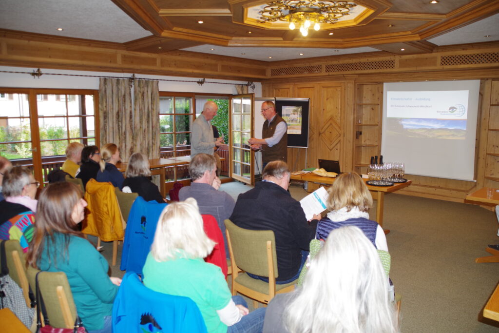 Klimabotschafter-Ausbildung Wald, regenerative Energien und badenova