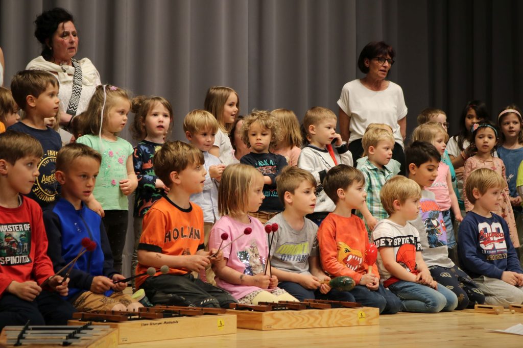 Auszeichnung Kindergarten St. Elisabeth in Baden-Baden-Varnhalt zum Naturpark-Kindergarten