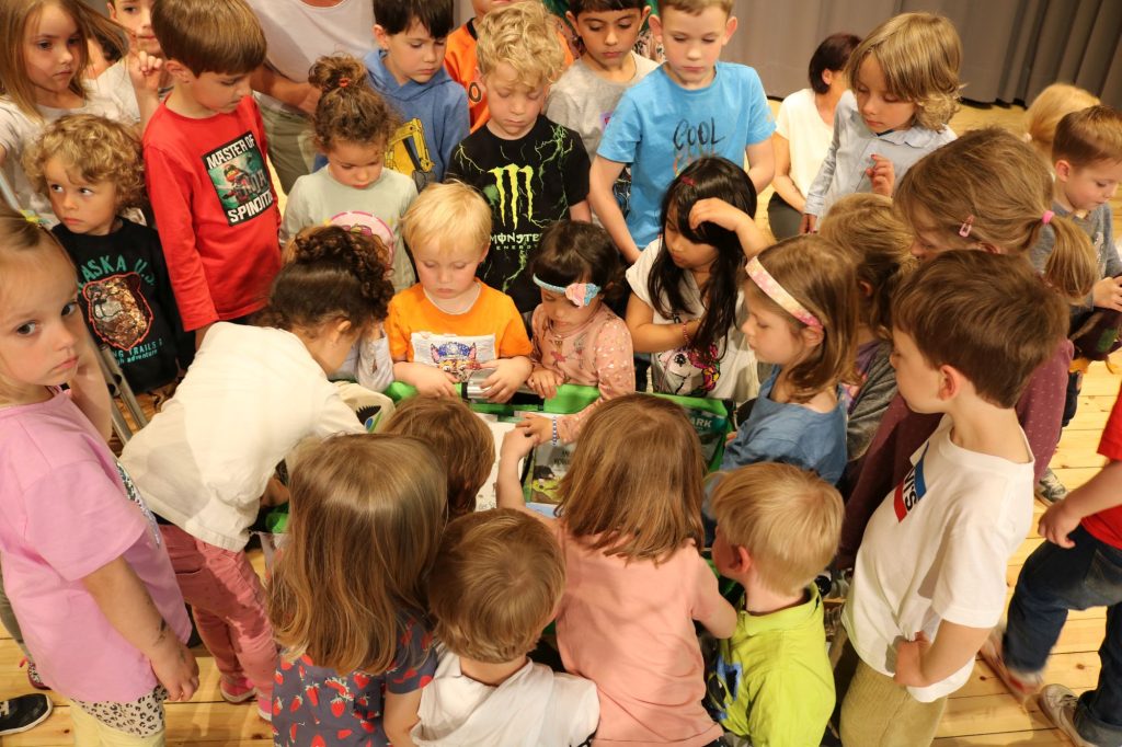 Auszeichnung Kindergarten St. Elisabeth in Baden-Baden-Varnhalt zum Naturpark-Kindergarten