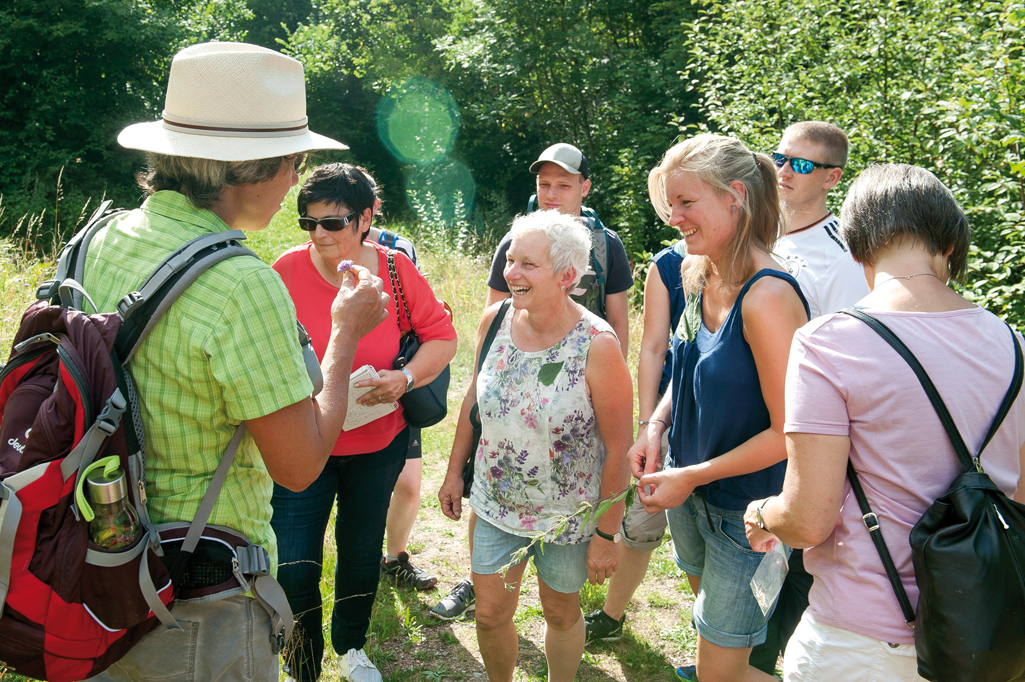 Kräuterwissen - Führung mit Monika Wurft.