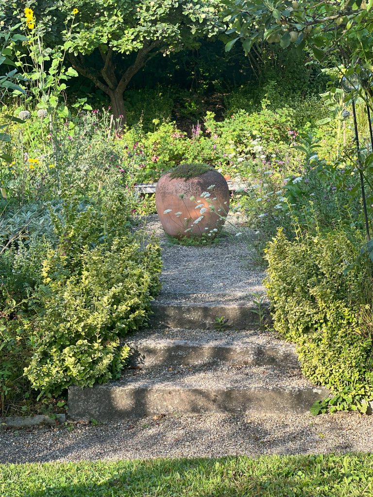 Hochsommer im Schwarzwald-Guide-Garten