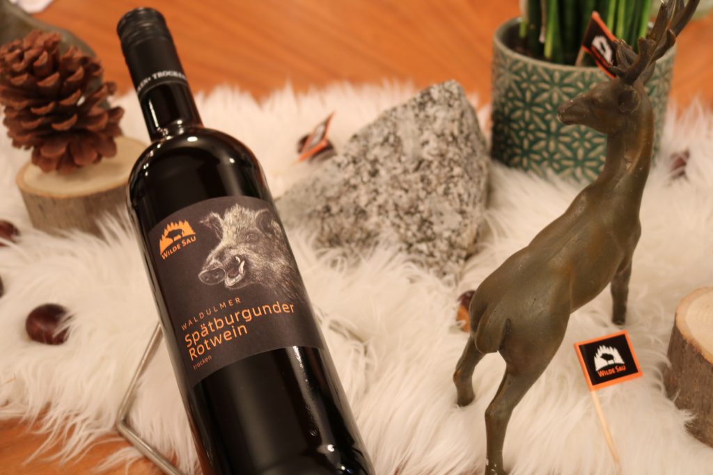Naturpark-Partner Waldulmer WG kreiert Wilde Sau-Wein