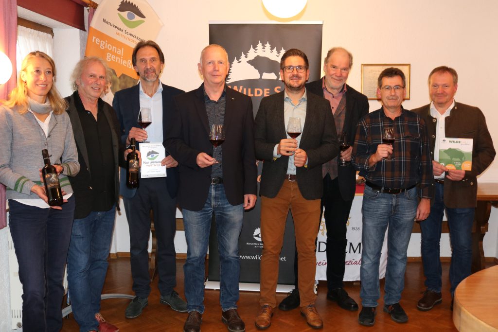 Naturpark-Partner Waldulmer WG kreiert Wilde Sau-Wein
