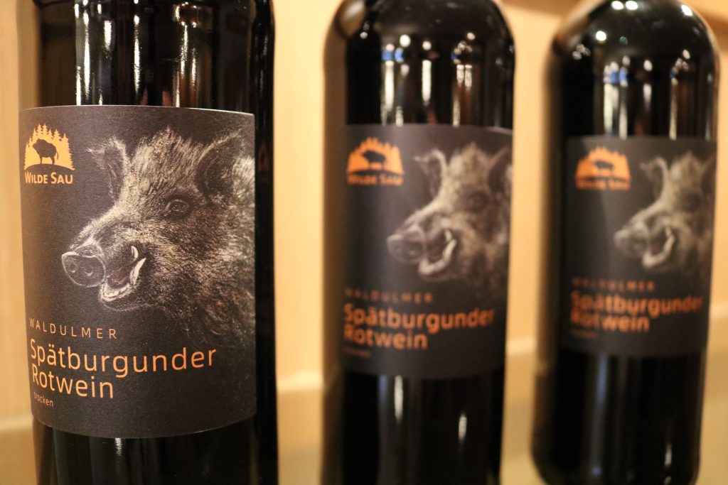 Naturpark-Partner Waldulmer WG kreiert Wilde Sau-Wein