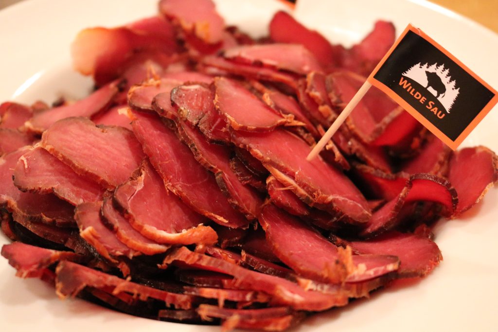 Naturpark-Partner Waldulmer WG kreiert Wilde Sau-Wein