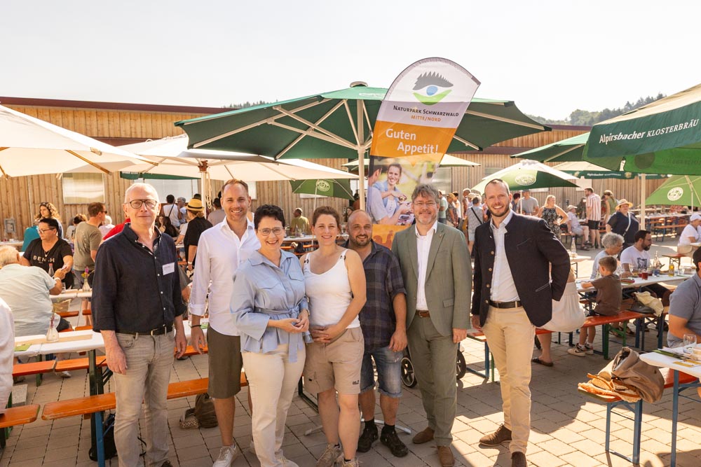 Gruppenbild mit Landwirtschaftsministerin Marion Gentges MdL