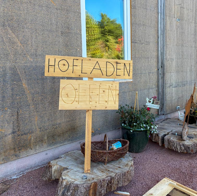 Schild mit der Aufschrift 