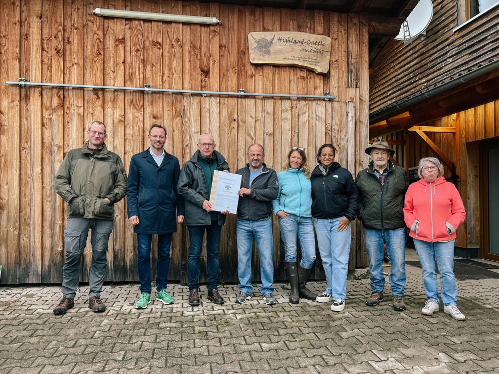 Gruppenbild auf dem Hof