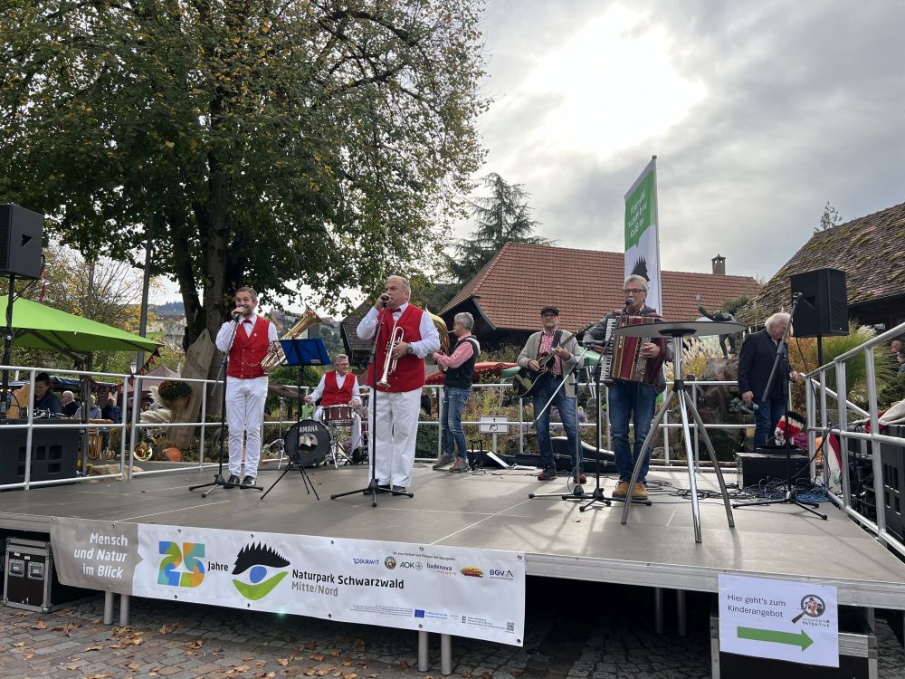 Auftritt der Band die lustige Oberharmersbacher