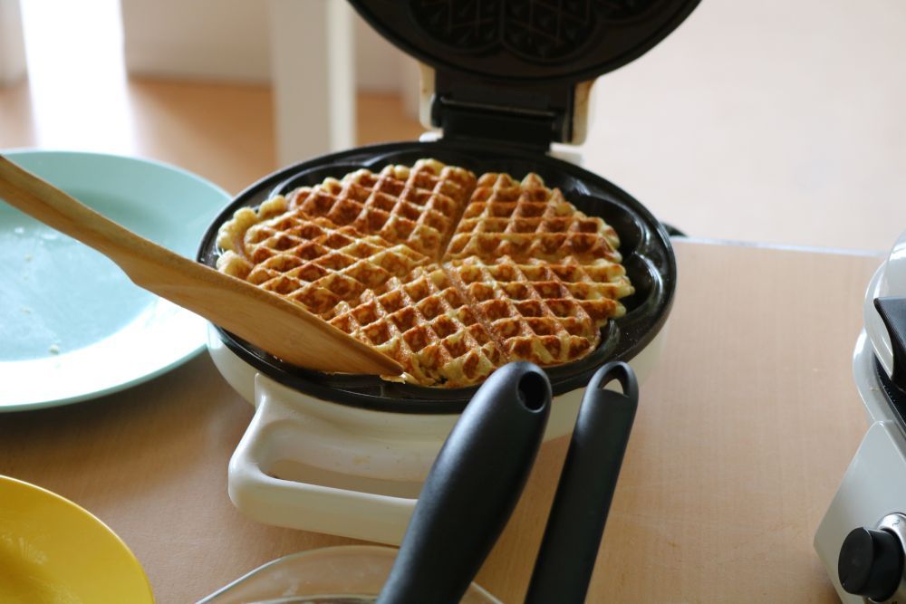 gebackene Waffel im Waffeleisen