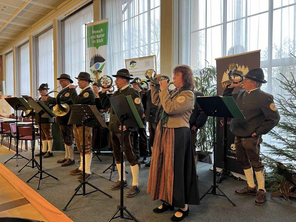 Jagdhornbläser auf der Bühne