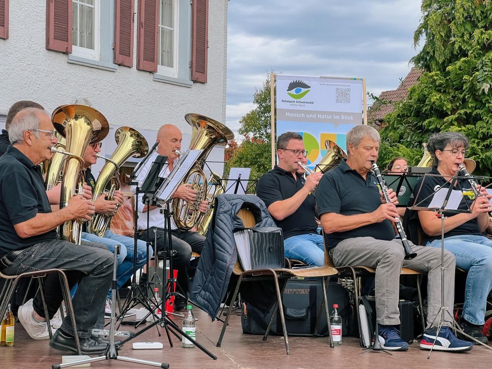 Blaskapelle auf der Bühne