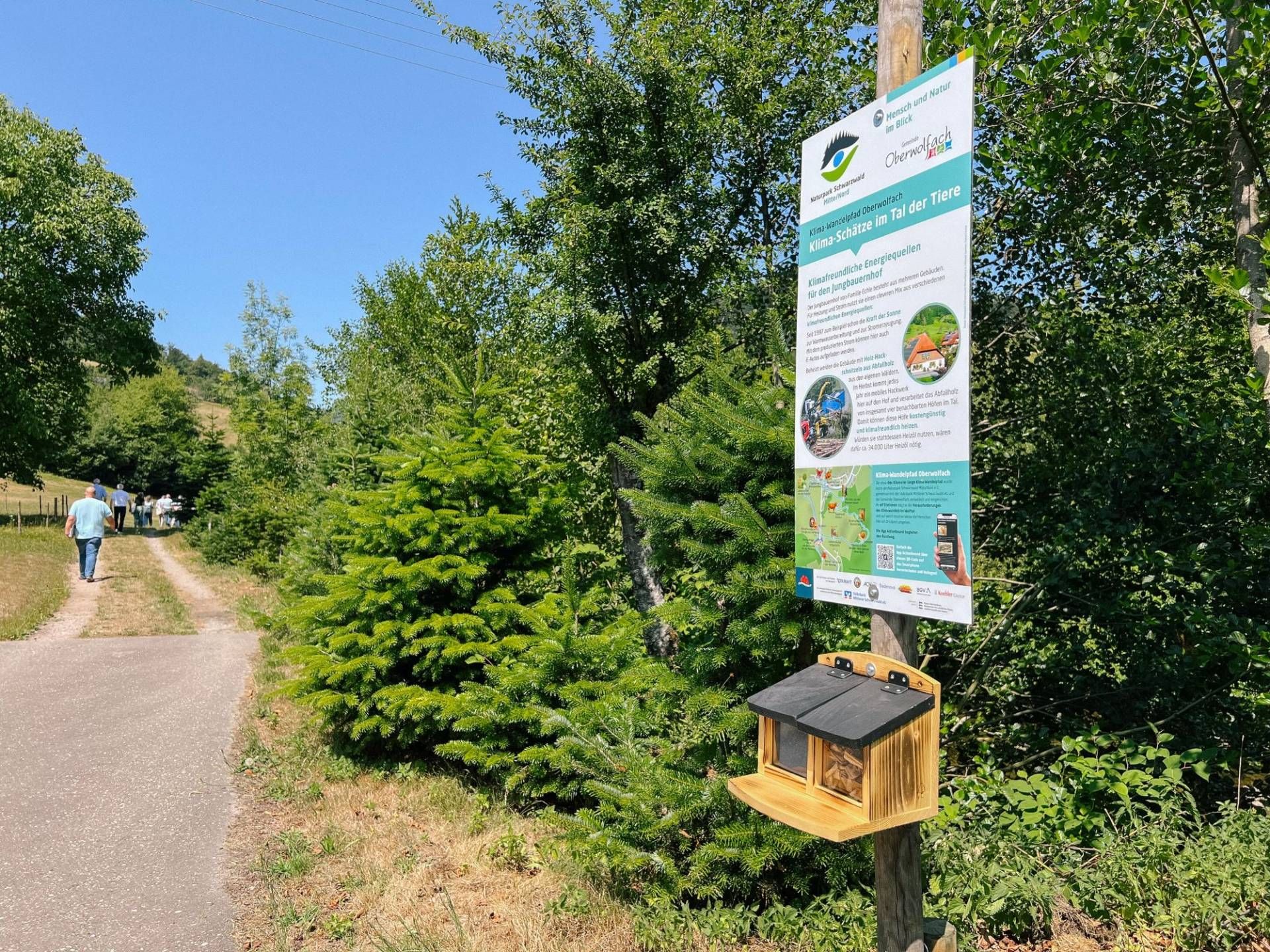 Infotafel zum Klima-Wandelpfad am Wegesrand