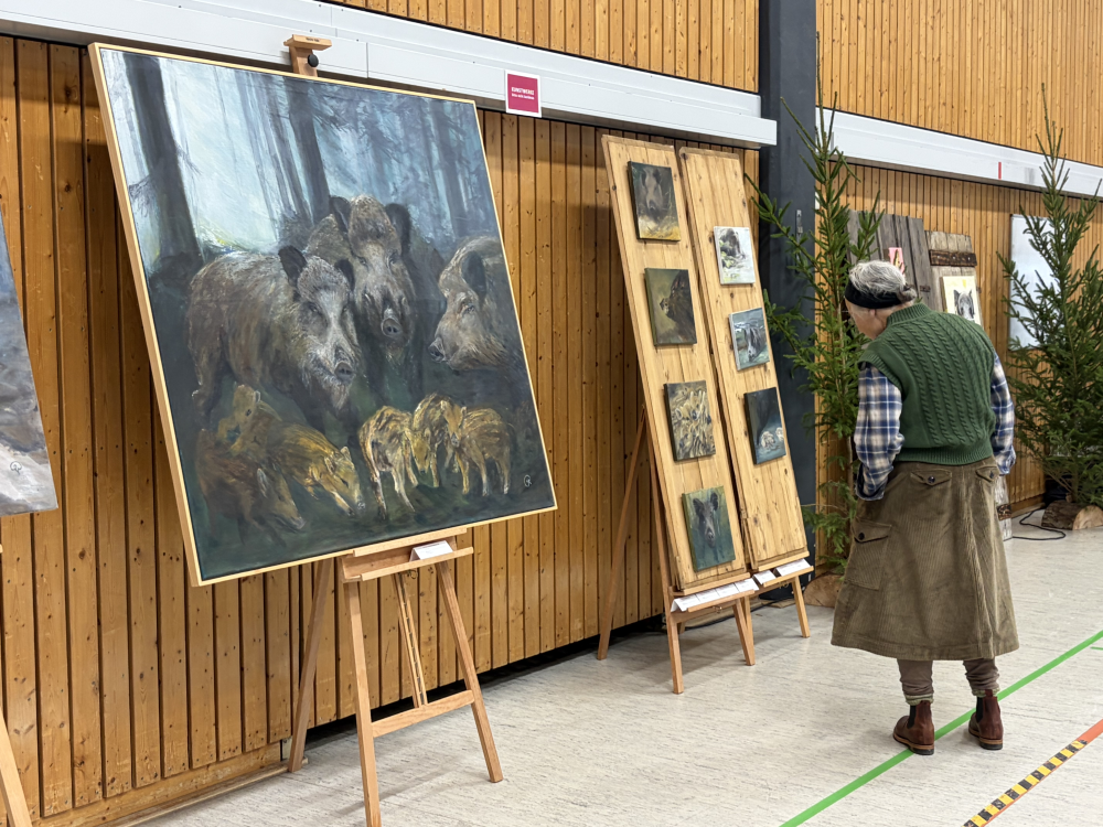 Frau in Wilde Sau-Kunstgalerie