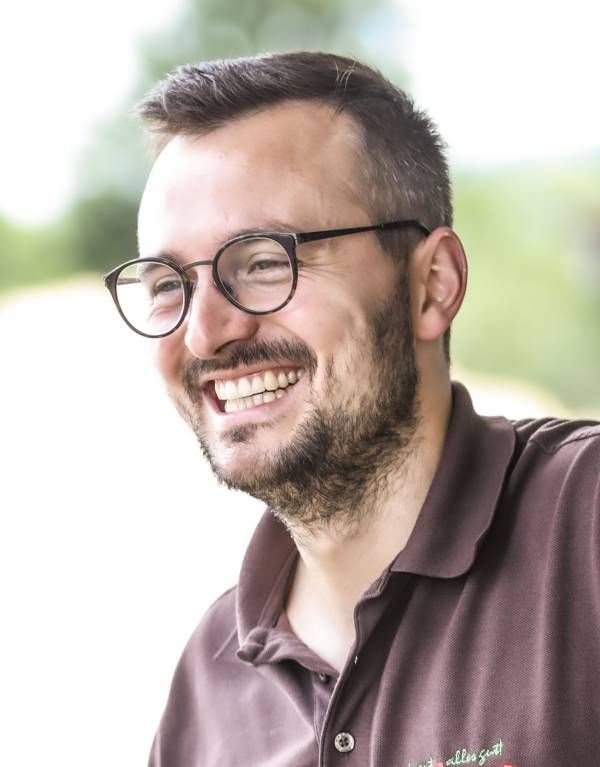 Porträtbild Nick Burkhardt